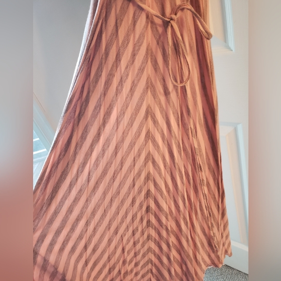 NWOT Gap maxi dress - Picture 4 of 5